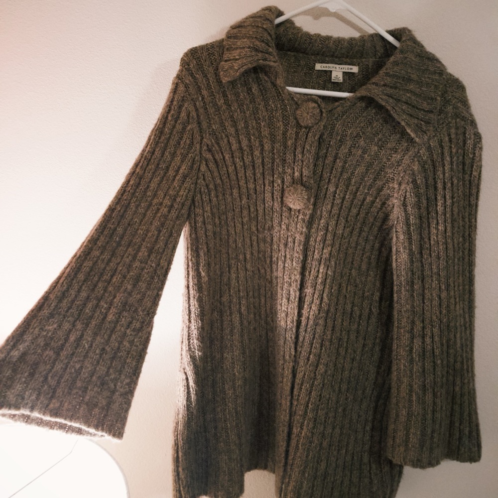 Carolyn Taylor Button Cardigan Sweater (Brown)